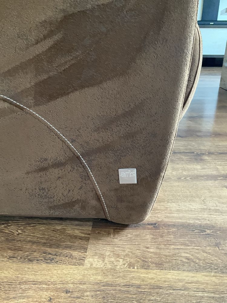 Wypoczynek, sofa, fotele. Meble tapicerowane do salonu.