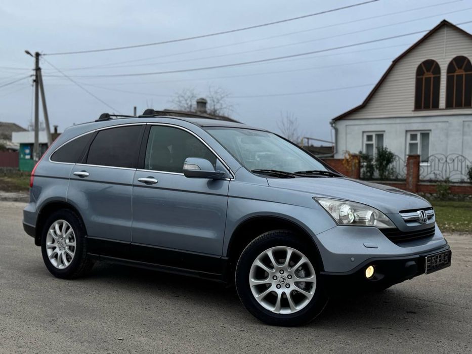 Продам Honda CR-V.