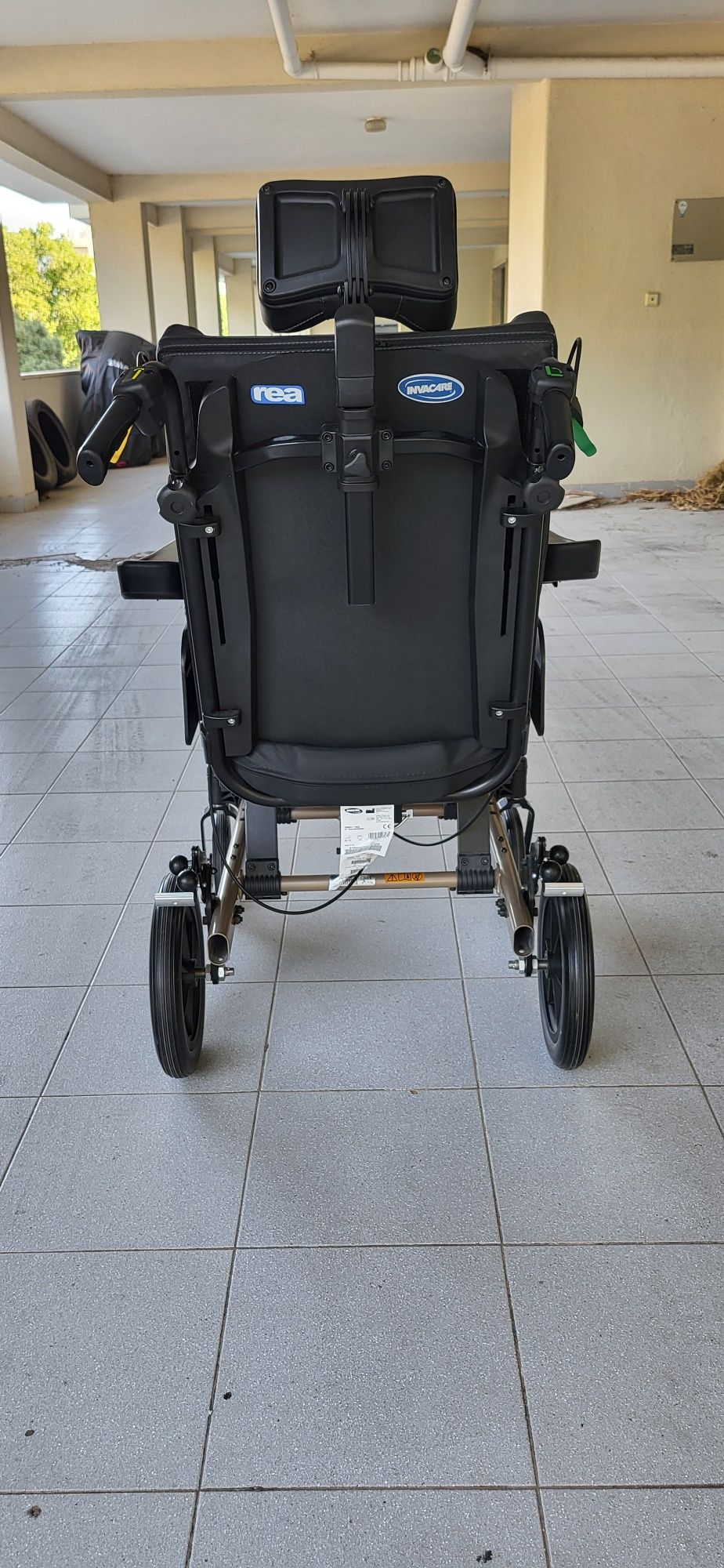 Cadeira de rodas Rea Clematis Pro Invacare extra conforto