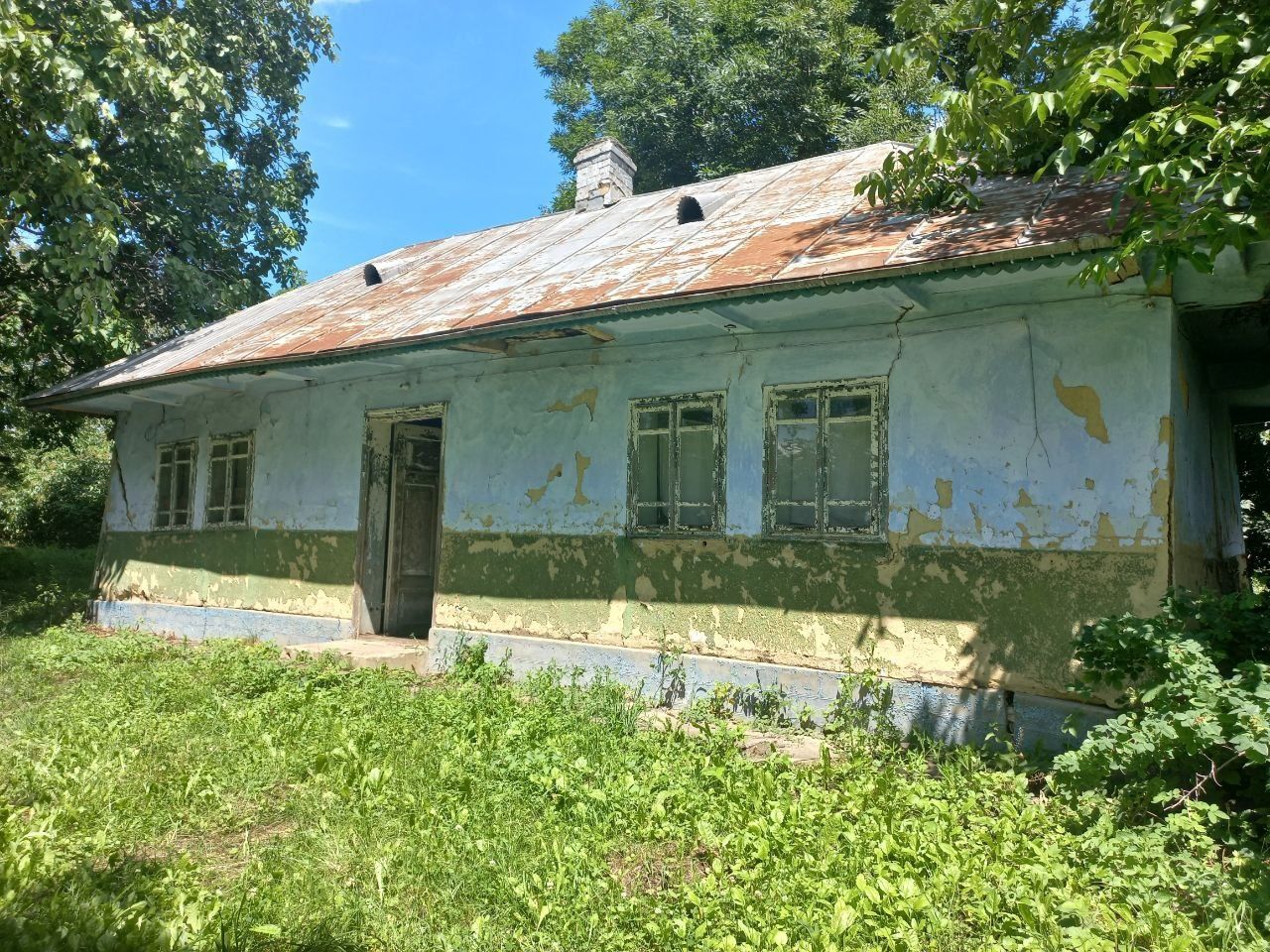 Будинок Кельминецький р-н С-Новоселиця біля С-Росошани