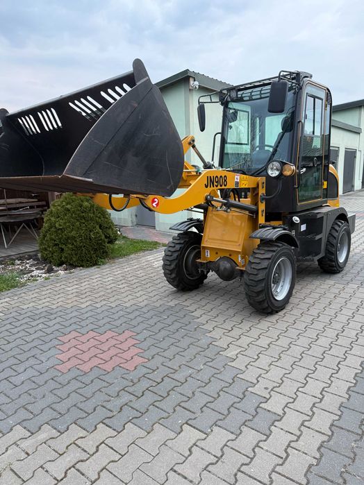 ładowarka  czołowa Sino  JN 908
