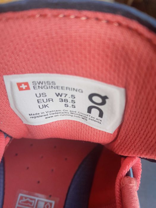 buty do biegania  QN damskie r 38,5 nowe