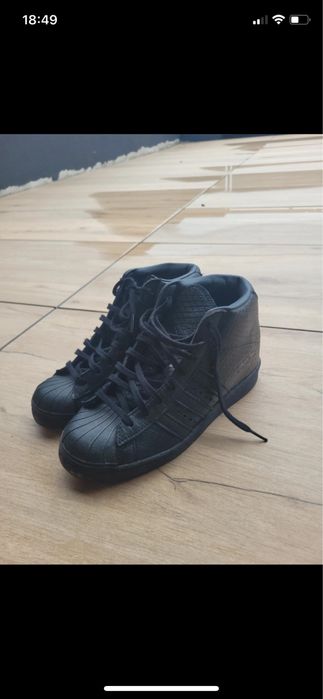 Buty Adidas superstar 23,5 cm