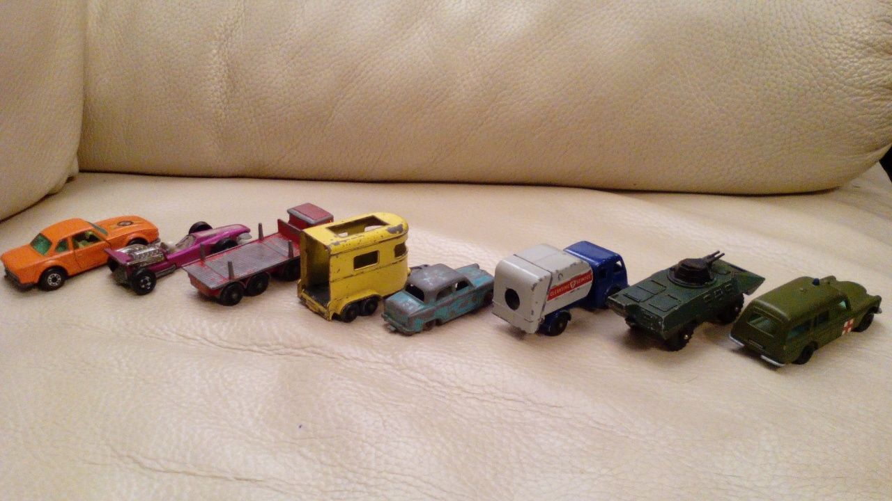 Miniaturas Matchbox/Lesney/Majorette Peugeot 405/604/BMW/Mercedes Benz