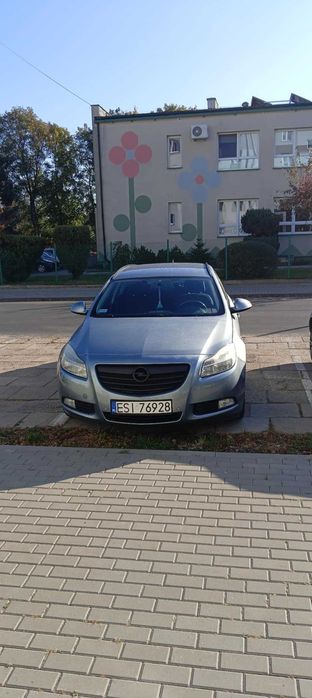 Sprzedam tanio Opel Insignia 2009