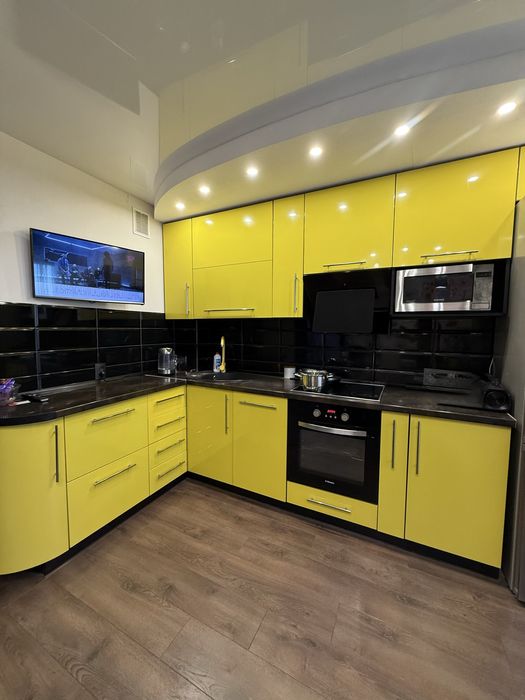 Продам 3к вул. Калинова 116 з меблями та технікою