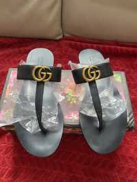 Klapki Gucci 43 …………………