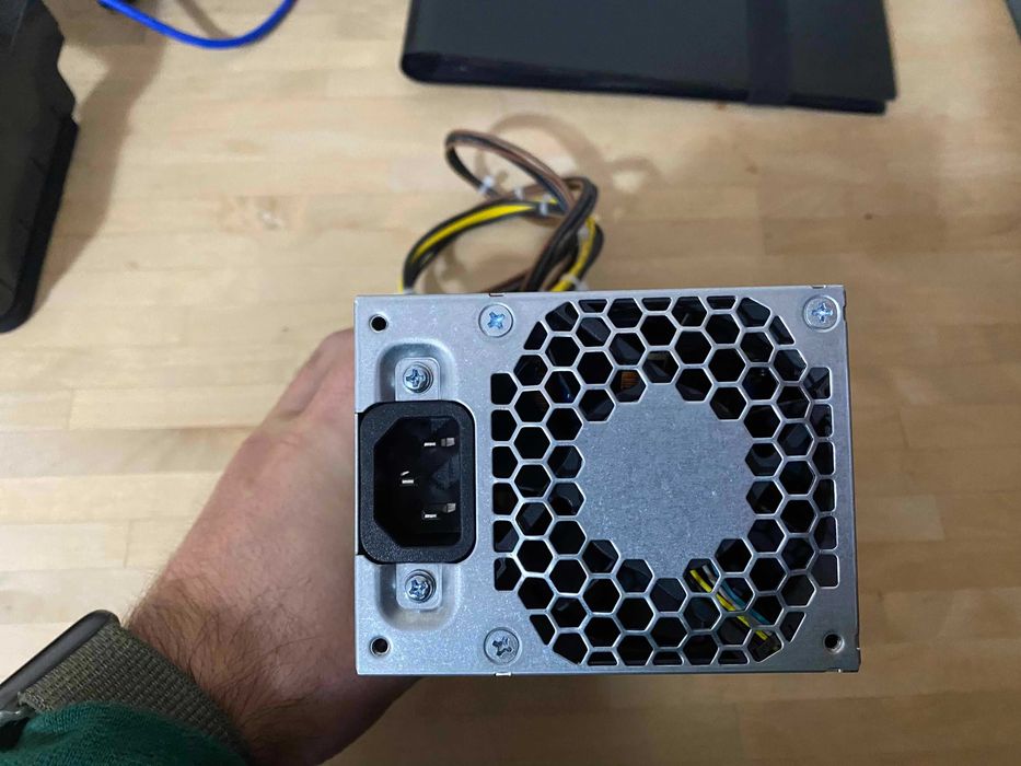 Fonte de alimentção HP 600 G3 PSU