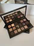 Huda preety grunge