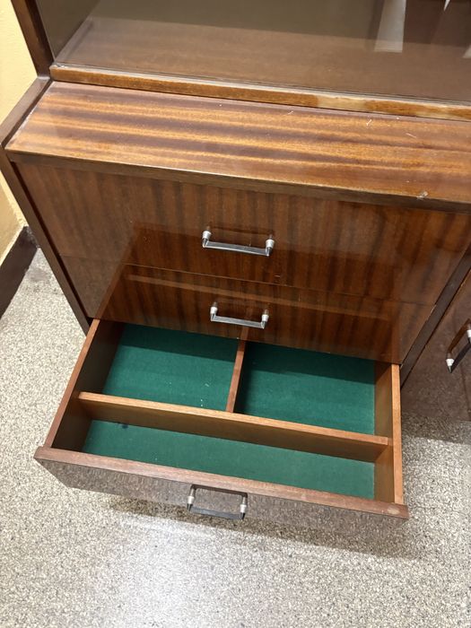 Kredens/witryna/szafa PRL vintage