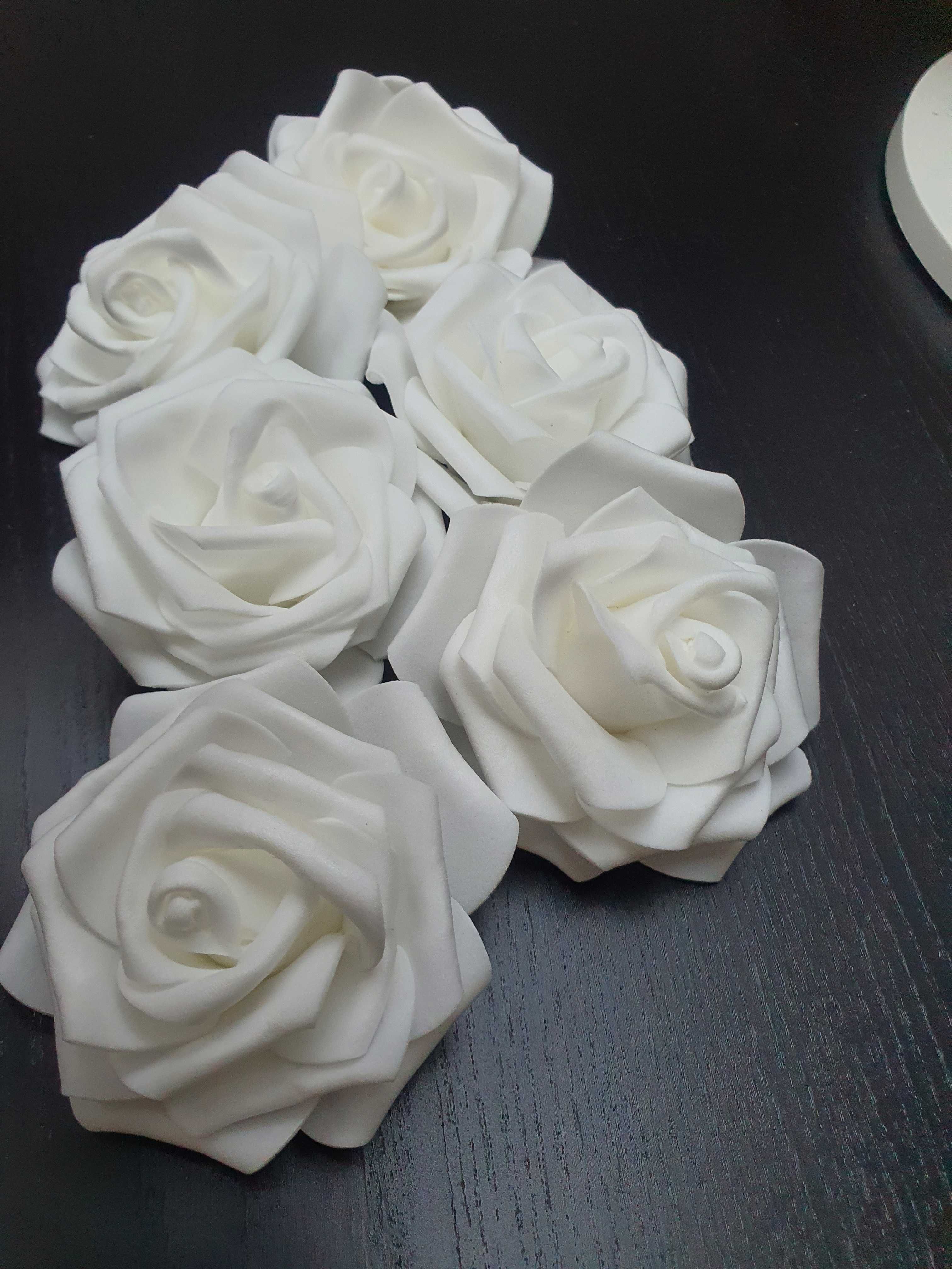 Róża, róże, biała piankowa róża, ślub, wesele, obrączki, dekoracje