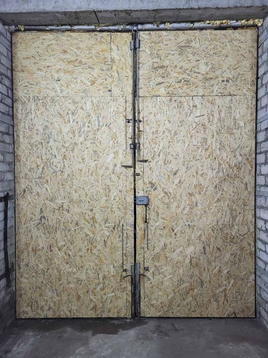 Здам гаражний бокс 50 м.квадратних