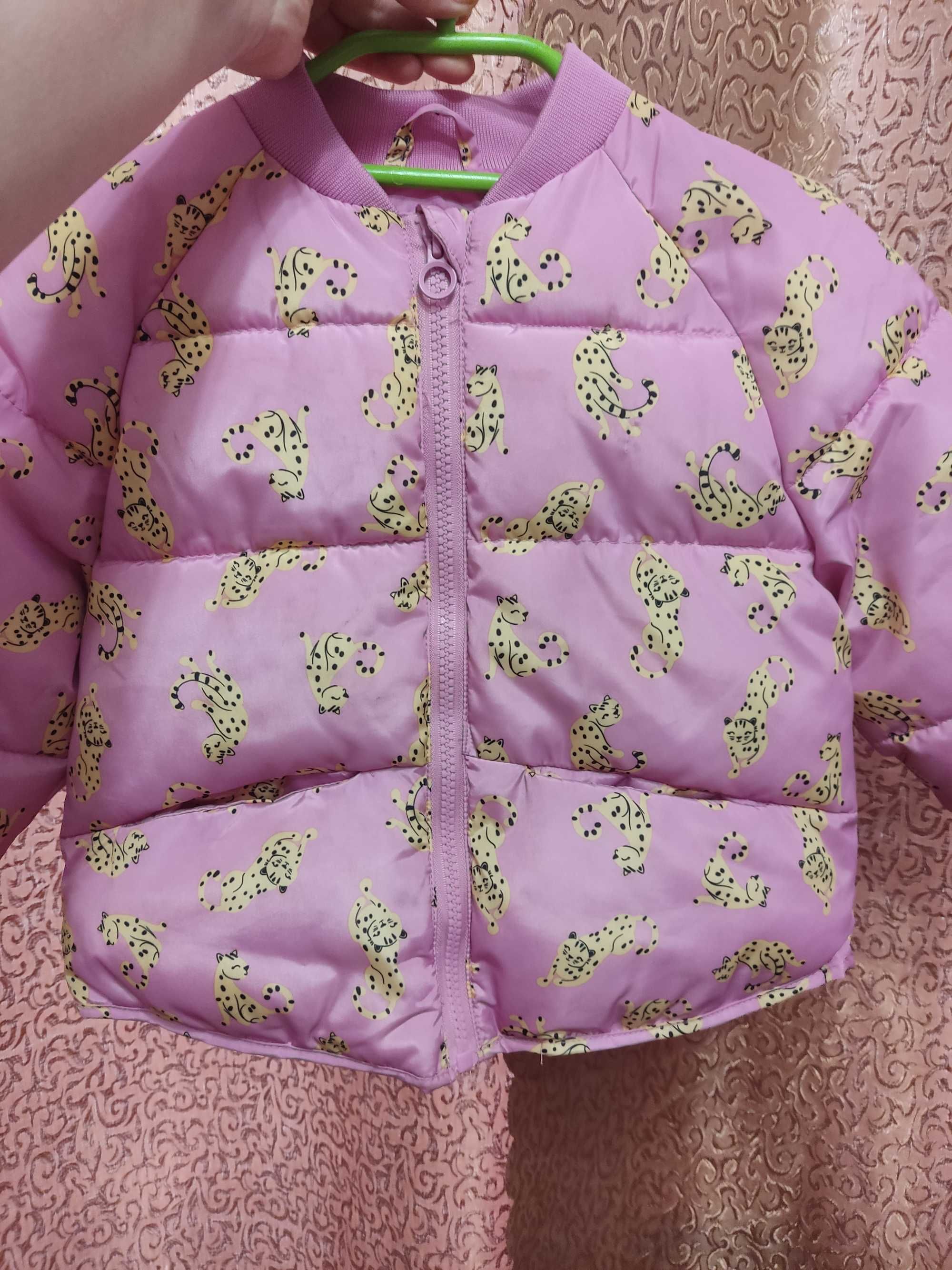 Осіння курточка для дівчини рожева