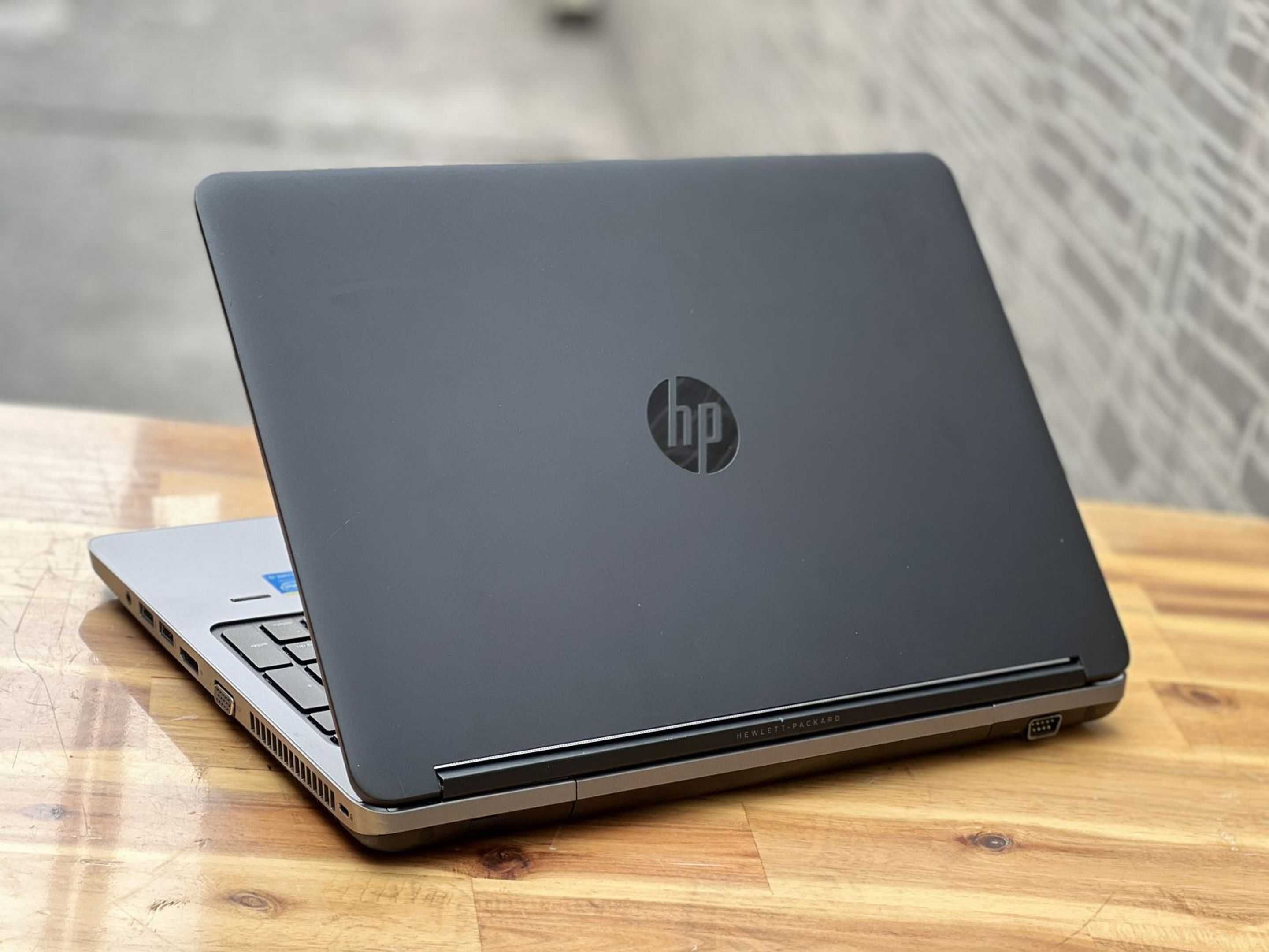 HP Probook 15.6" i5/12GB/256SSD linha Profissional