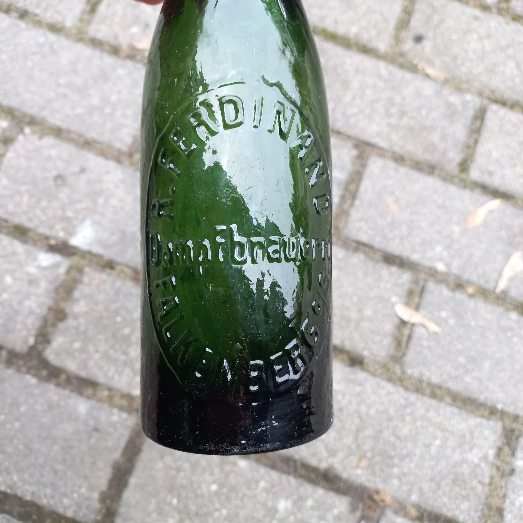 Butelka poniemiecka Falkenberg. Niemodlin.