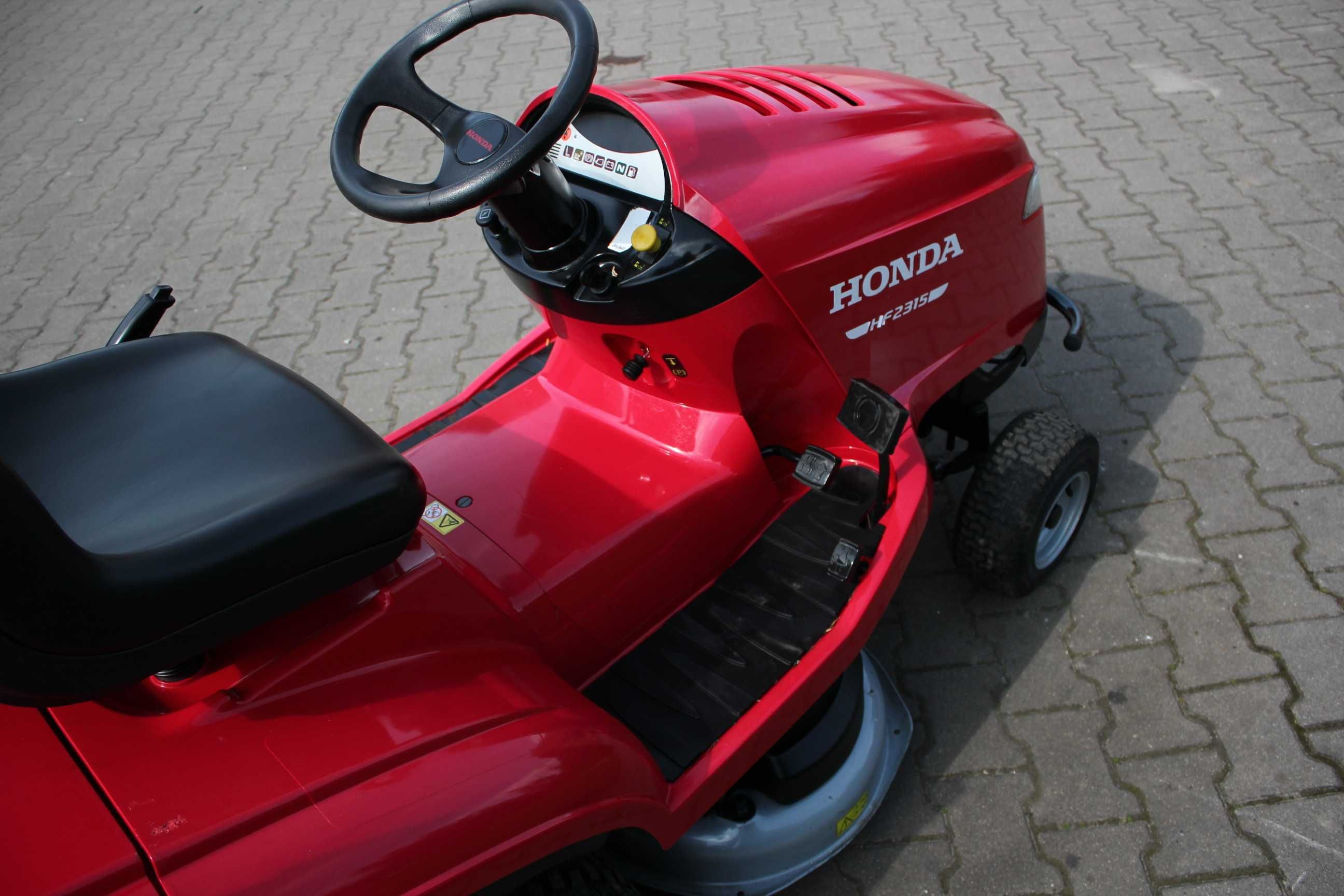 Honda HF 2315 TRAKTOREK Kosiarka