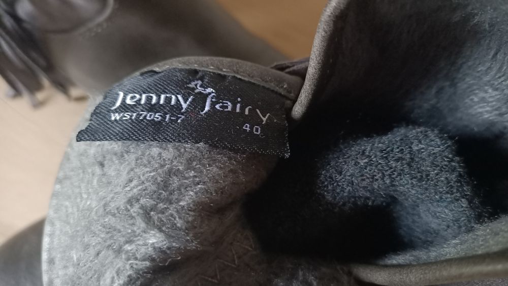 Botki szare buty damskie ocieplane frędzle CCC rozmiar 40