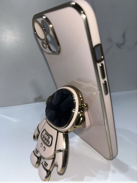 Чехол Iphone 13 космонавт