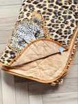 Duża kapa narzuta na łóżko wersalkę koc pled tygrysy cętki leopard