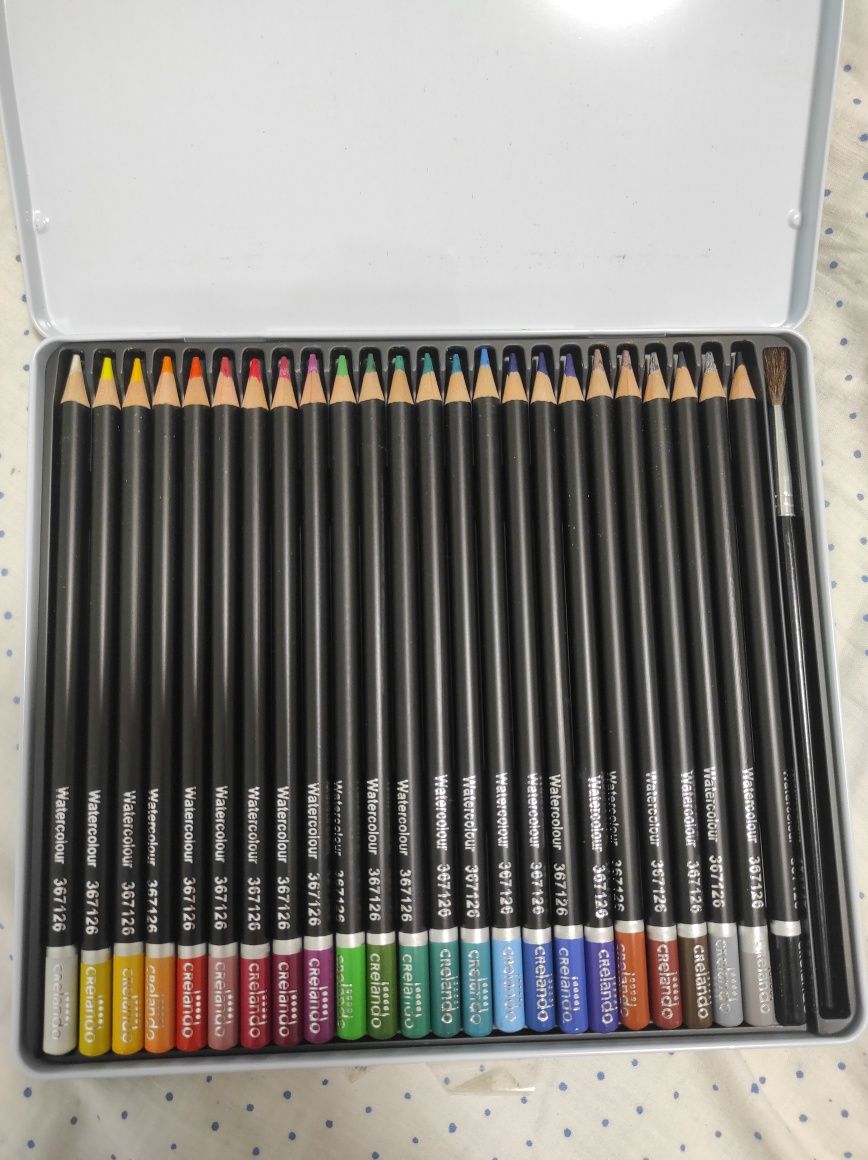 Акварельні олівці 24 шт різнокольорові Crelando