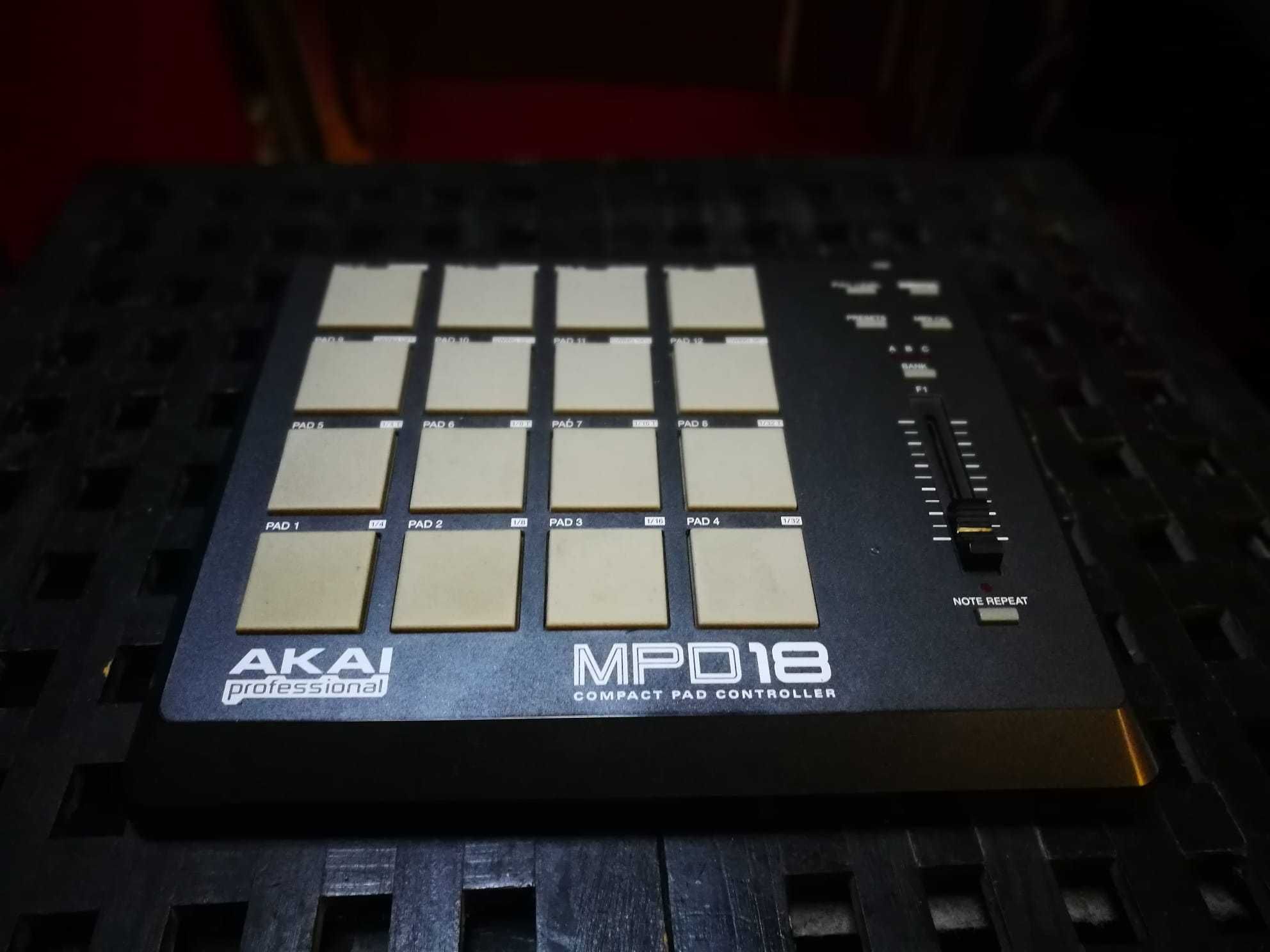 AKAI MPD 18 pads