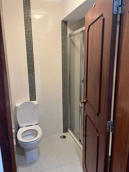 Quarto estudante ao metro telheiras