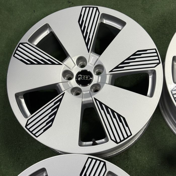 Оригінальні диски 5/112 r19 Audi Q8 e-tron, Q5, A6 і ін. Volkswagen.