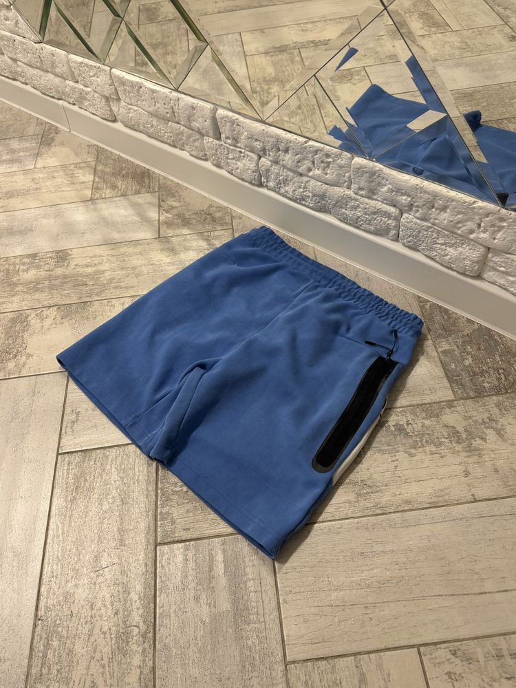 Шорти nike tech fleece найк теч флис