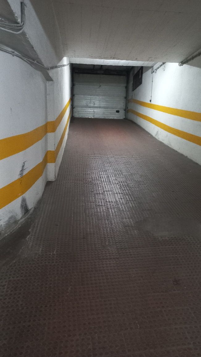 Amadora Lugar  de garagem