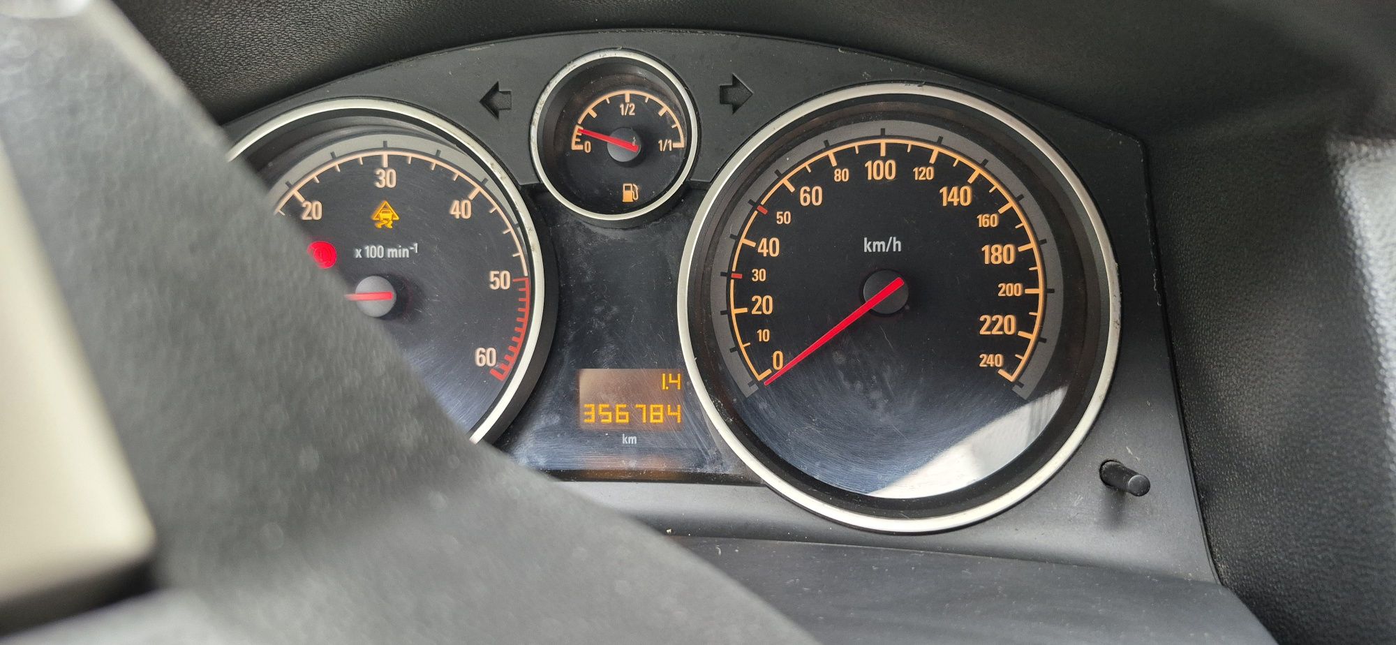 Opel Astra GTC 1.9CDTI 2008 NAVI sprawna klima