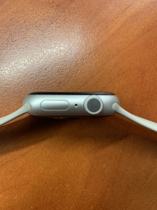 Продам Apple Watch 7 ser. 41 mm