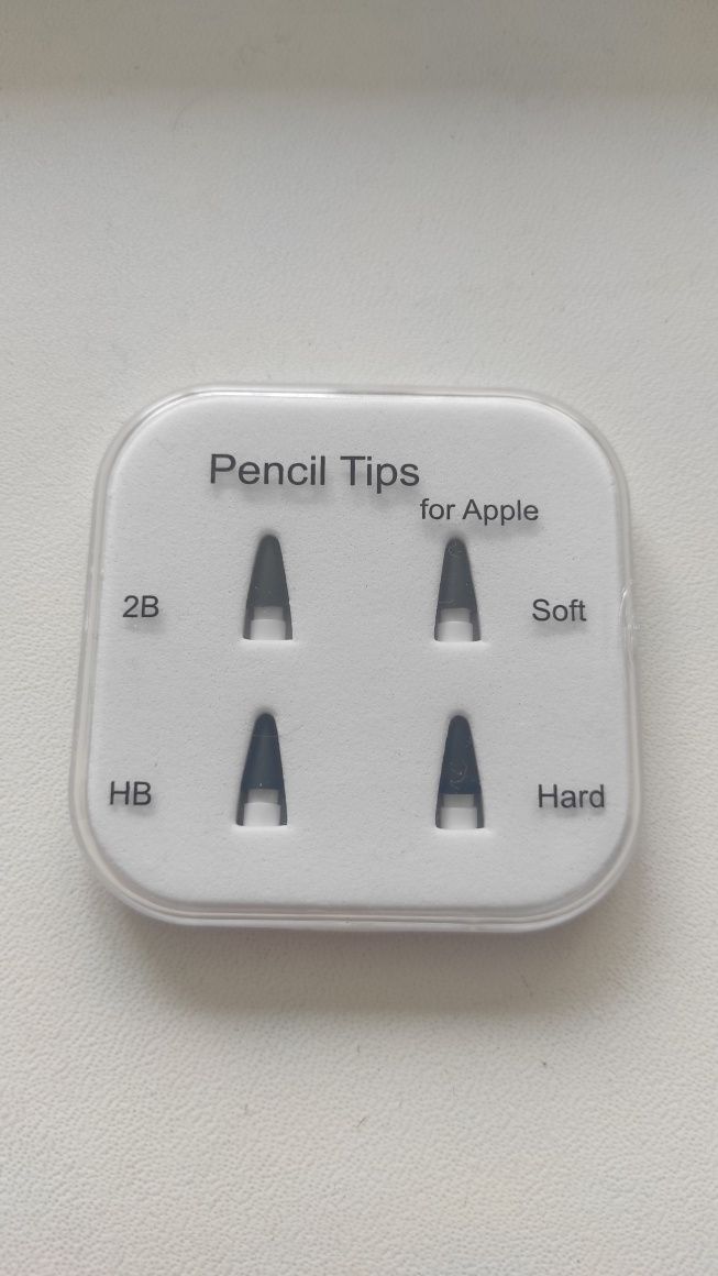 Змінні накінечники для стілусів Apple Pencil.