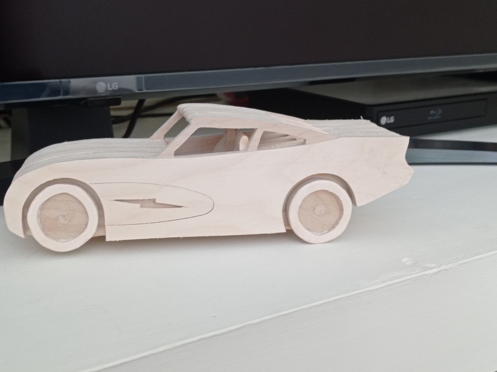 Carrinho de madeira - Faísca Mcqueen