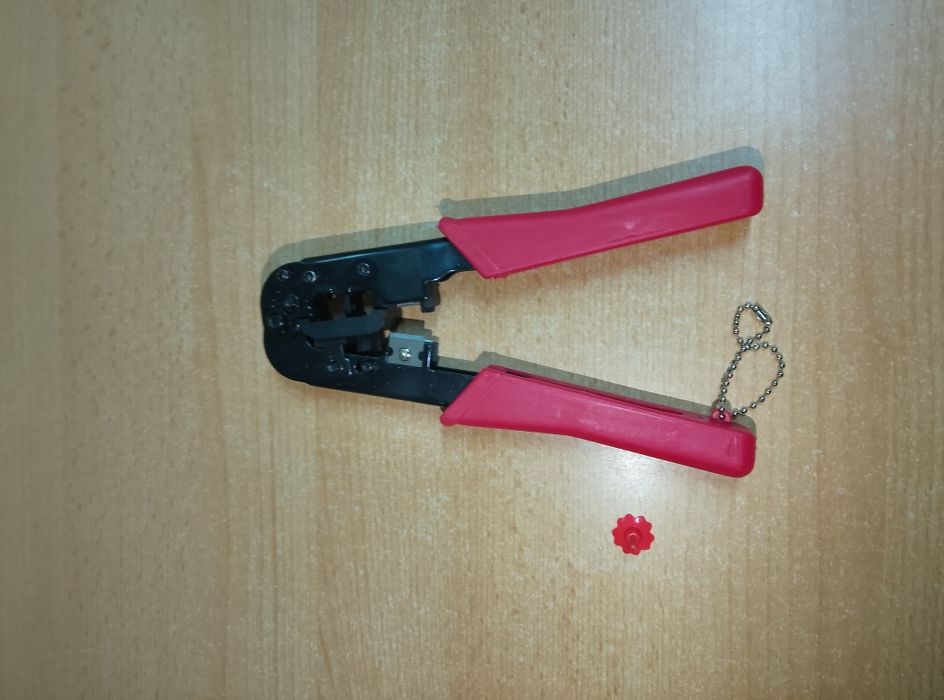 Zaciskarka zaciskacz HT-546 do wtyków konektorów RJ-11 RJ-12 RJ-45