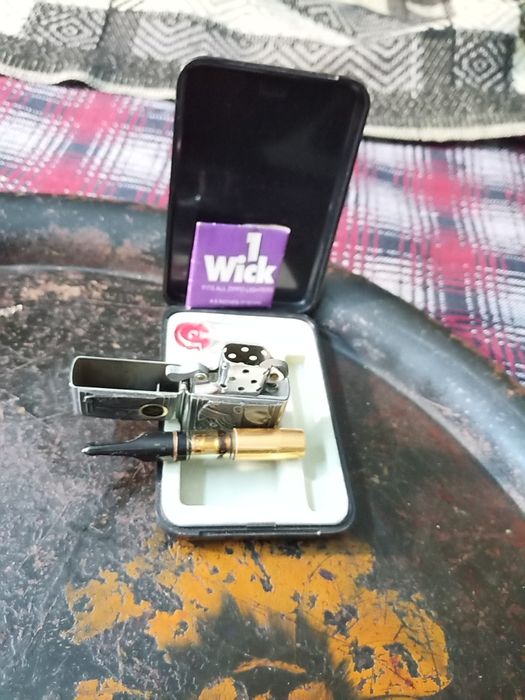 Зажигалка безиновая