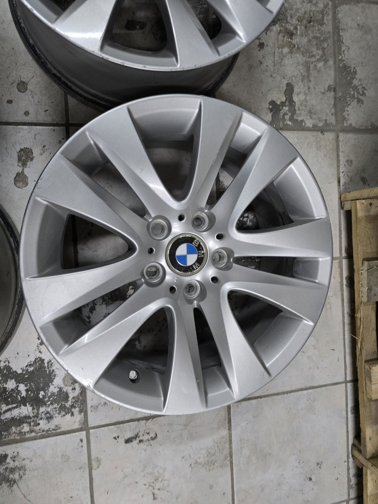 Felgi aluminiowe bmw e90 e87 e92 e91 5x120 8jx17 styling 338 5x120