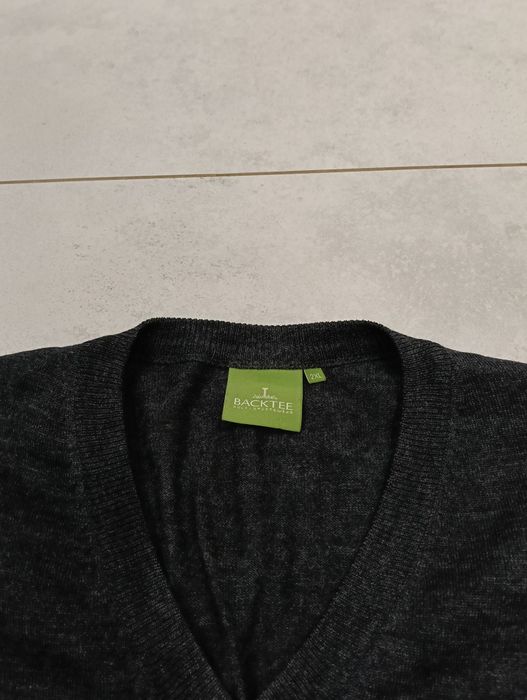 Sweter 100%wełna Backtee