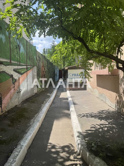 Продам Цокольное помещение Ремонт Шампанский пер Парк Победы Фонтан