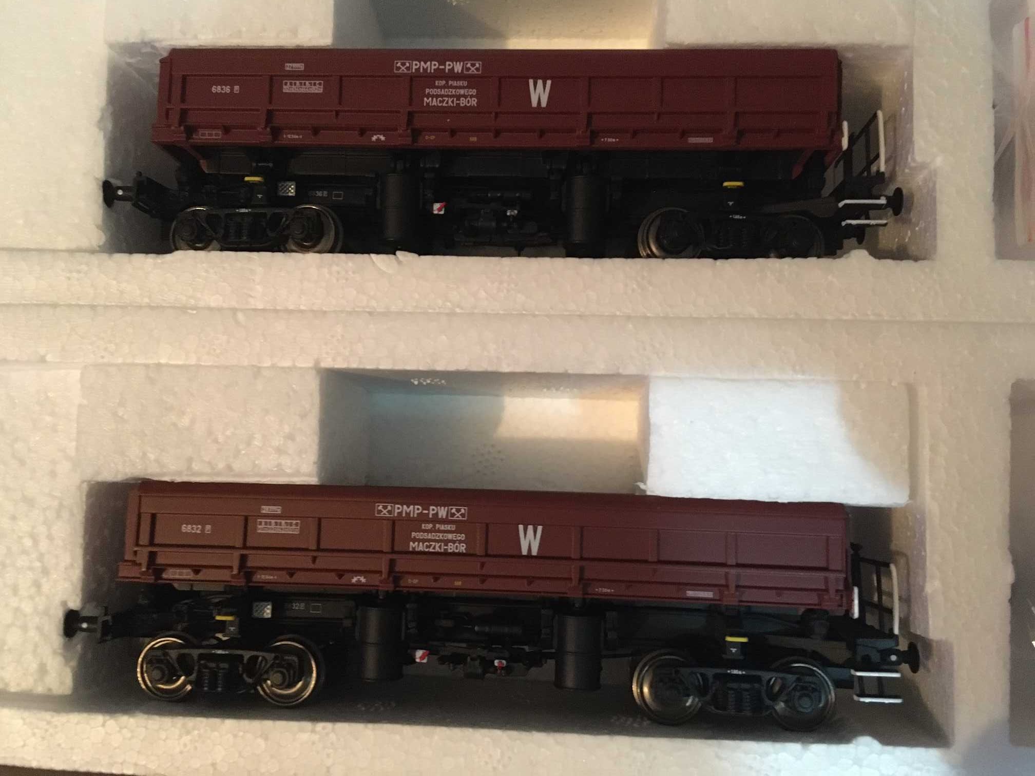 Zestaw 2 wagonów samowyładowczych Albert Modell 600015 H0 PKP
