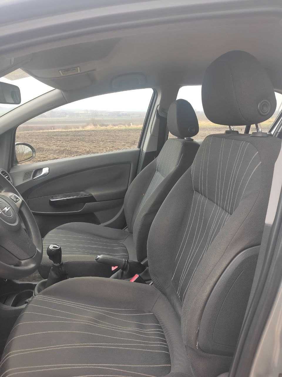 Продам Opel Corsa D