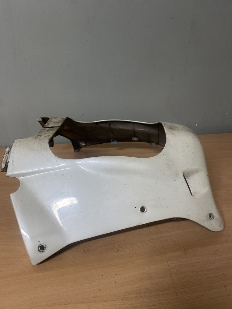 Honda CBR 1000F SC21 pług dolny osłona Owiewka Dolna