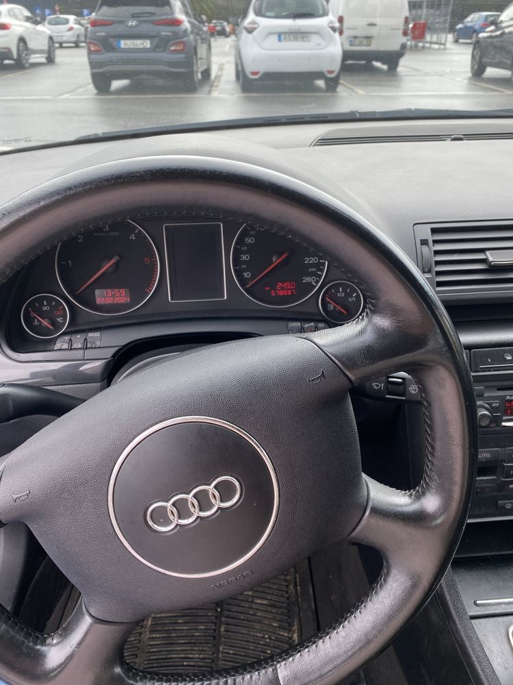 AUDI A4 1.9 TDI 130