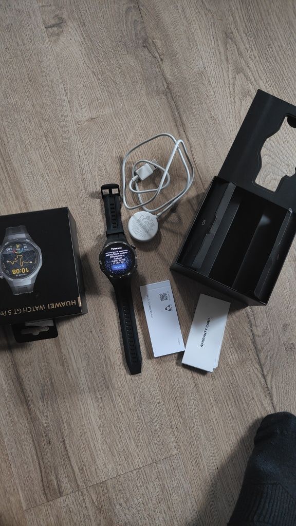 Huawei gt 5 pro smartwatch