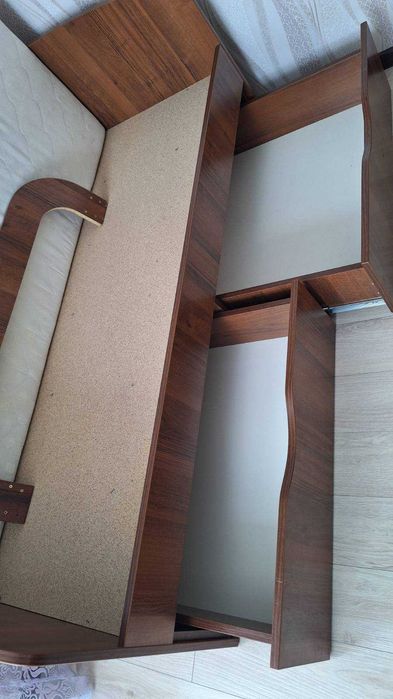 Дитяче ліжко з матрацом