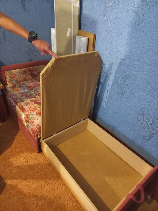 Диванчик розкладной