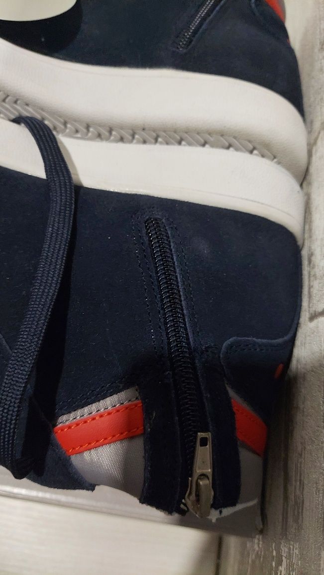 Diadora Италия 37р кожа новые пролет с размером деми ботинки хайтопы