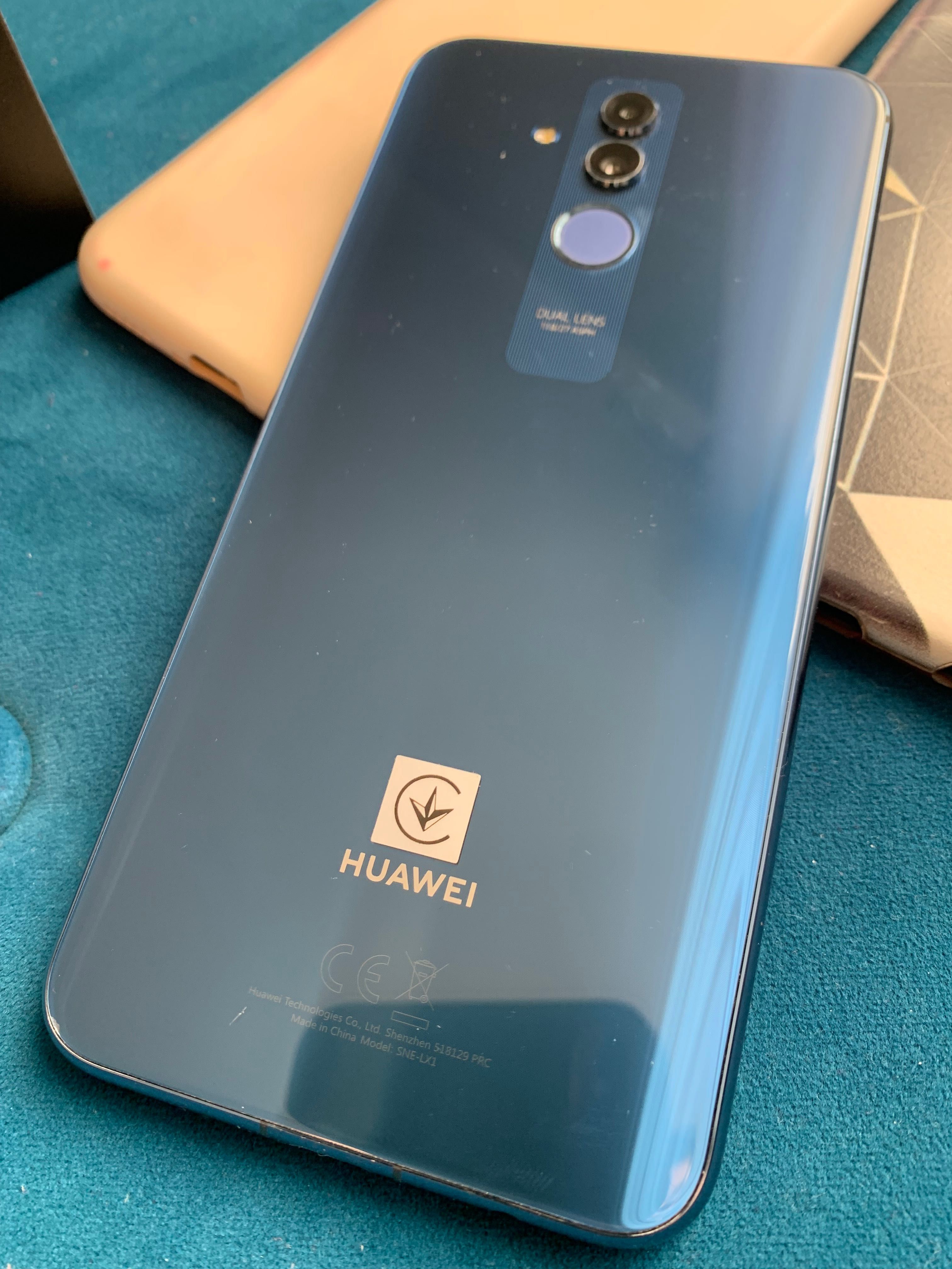 Smartfon Huawei Mate 20 Lite 64GB stan idealny