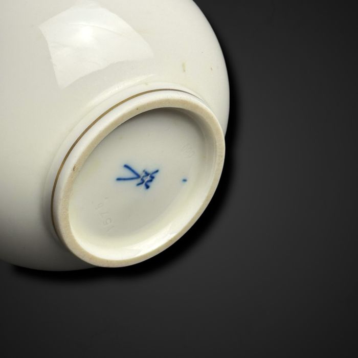 Mlecznik dzbanek Miśnia meissen z motywem smoka b51/10046