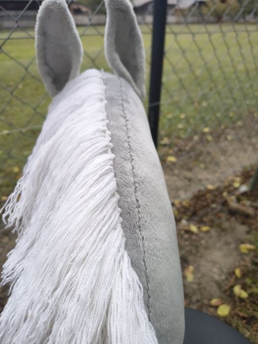 Hobby horse szaro biały