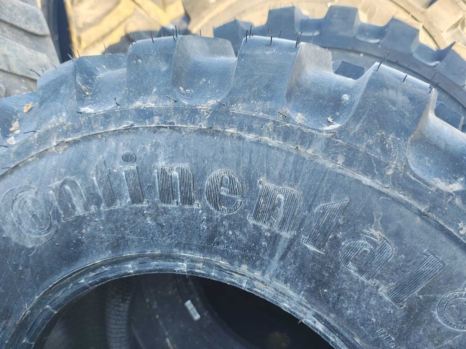 Opony przemysłowe 365/70R18 Continental ładowarka JCB Kramer Wacker